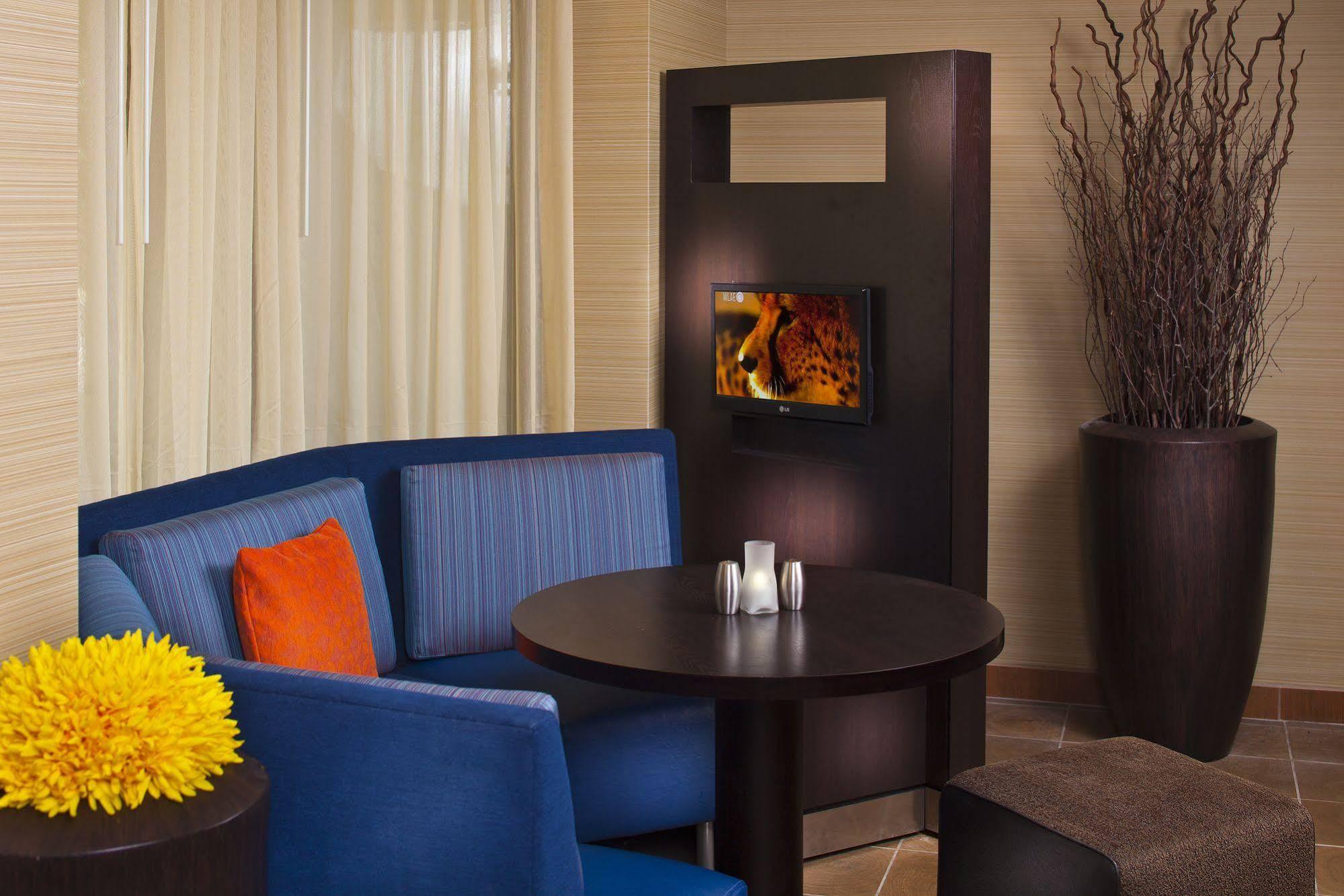 Spark By Hilton Birmingham Colonnade Exterior photo