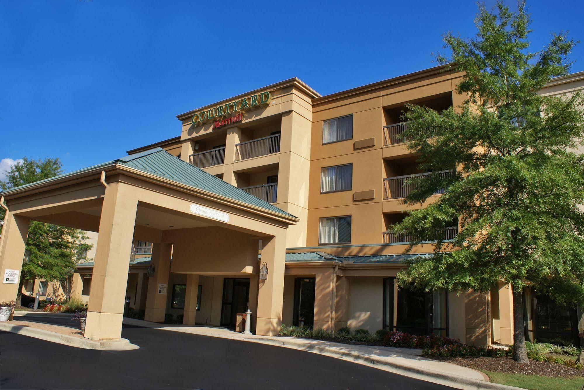 Spark By Hilton Birmingham Colonnade Exterior photo
