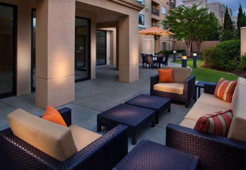 Spark By Hilton Birmingham Colonnade Exterior photo